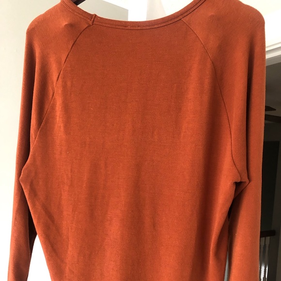 Aritzia Wilfred Free long sleeve shirt - Picture 3 of 6